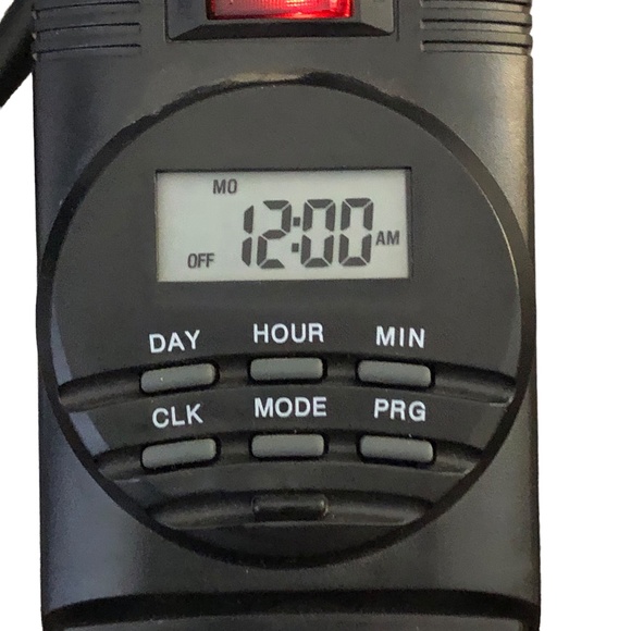 Defiant Power Strip 15 Amp 7-Day Indoor Digital Timer with 8-Outlet - Picture 5 of 15